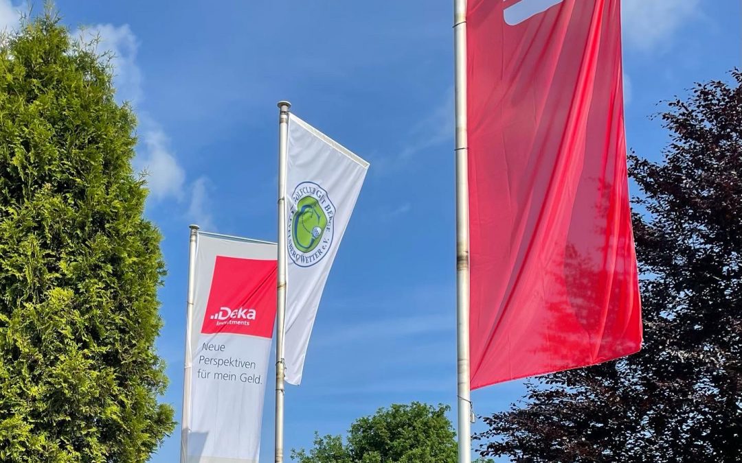 Strahlende Sieger bei strahlendem Wetter- Sparkassen Cup – Charity auf Gut Berge